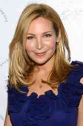 詹妮弗·威斯菲尔德（詹妮弗·威斯菲尔德饰演）