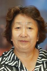 宋红梅母亲（彭玉饰演）