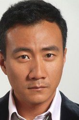 潘赞化（胡军饰演）