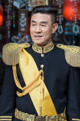 马万山（杜志国饰演）