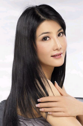 贾纭（杨丽菁饰演）
