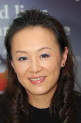 唐娜樱（耐安饰演）