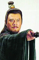 袁绍（孙洪涛饰演）