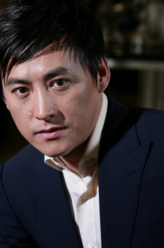 赵洪山（刘小锋饰演）